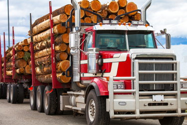 Long-Distance Freight Trucking in Canada